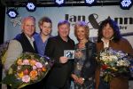 Volendam, 14 Februari 2013
Uitreiking CD van Jan Keizer en Anny schilder met de naam, The Two Of Us.
Emile Hartkamp, zoon van Jan en....
Foto Peter Smulders BV