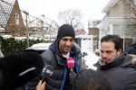Amsterdam 22 januari 2013
Estelle Cruijff en twee vrienden hebben Badr Hari opgehaald nadat hij vrijgelaten is uit de gevangenis. Bij hun huis stond veel pers te wachten.
Peter Smulders bv