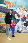 Amsterdam 3 februari 2013
Premiere Ted en de Schat in pathe Arena. Ben Saunders met zijn nieuwe tatoo die over SORAYA (ex vriendin) is gezet en met zijn dochter
Peter Smulders bv