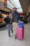 Schiphol 20 januari 2013
Ben Saunders haalt zijn vriendin Keet Yvonne Coldeweijer op op schiphol nadat zij naar Mauritius is geweest.
Peter Smulders bv