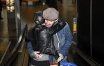 Schiphol 20 januari 2013
Ben Saunders haalt zijn vriendin Keet Yvonne Coldeweijer op op schiphol nadat zij naar Mauritius is geweest.
Peter Smulders bv