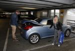 Schiphol 20 januari 2013
Ben Saunders haalt zijn vriendin Keet Yvonne Coldeweijer op op schiphol nadat zij naar Mauritius is geweest.
Peter Smulders bv