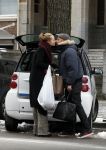 Amsterdam 11 februari 2013
Carolien Spoor en John Karthaus bij een car2go auto.
Peter Smulders bv