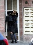 Amsterdam 22 januari 2013
Connie Breukhoven loopt naar het huis van Frans v Maarschalkerwaart.
Peter Smulders bv