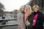 Amsterdam 26 januari 2013
Debbie Jenner Gemma v Eck en Marga Scheide tijdens intervieuw voor Stry in hotel Americain.
Peter Smulders bv