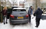 Amsterdam 22 januari 2013
Estelle Cruijff en twee vrienden hebben Badr Hari opgehaald nadat hij vrijgelaten is uit de gevangenis. Bij hun huis stond veel pers te wachten.
Peter Smulders bv