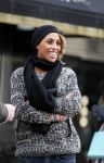 Amsterdam 11 gebruari 2013
Glennis Grace met fans op de pc hooftstraat.
Peter Smulders bv