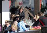Oberlech 17 februari 2013
Ivo Niehe op skivakantie met zijn vrouw en vrienden.
Peter Smulders bv