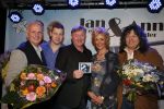 Volendam, 14 Februari 2013
Uitreiking CD van Jan Keizer en Anny schilder met de naam, The Two Of Us.
Emile Hartkamp, zoon van Jan en....
Foto Peter Smulders BV