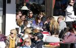 Oberlech 17 februari 2013
Ivo Niehe op skivakantie met zijn vrouw en vrienden.
Peter Smulders bv