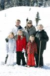 Lech, 18 Februari 2013 Fotoshoot Kon. huis in Lech tijdens de wintersportvakantie met o.a.: Koningin Beatrix, Prins Willem Alexander, Prinses Maxima, Prinses Amalia, Prinses Alexia en Prinses Ariane.
Foto Peter Smulders BV