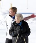 Lech, 18 Februari 2013 Fotoshoot Kon. huis in Lech tijdens de wintersportvakantie met o.a.: Koningin Beatrix, Prins Willem Alexander, Prinses Maxima, Prinses Amalia, Prinses Alexia en Prinses Ariane.
Foto Peter Smulders BV