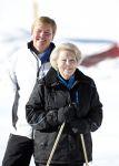 Lech, 18 Februari 2013 Fotoshoot Kon. huis in Lech tijdens de wintersportvakantie met o.a.: Koningin Beatrix, Prins Willem Alexander, Prinses Maxima, Prinses Amalia, Prinses Alexia en Prinses Ariane.
Foto Peter Smulders BV