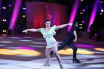 Hilversum 19 januari 2013
Opnames sterren dansen op het ijs in studio 24 gepresenteerd door Gerard Joling. LAURA PONTICORVO EN SCHAATSPARTNER JOEL GELEYNSE
Peter Smulders bv