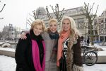 Amsterdam 26 januari 2013
Debbie Jenner Gemma v Eck en Marga Scheide tijdens intervieuw voor Stry in hotel Americain.
Peter Smulders bv