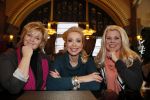 Amsterdam 26 januari 2013
Debbie Jenner Gemma v Eck en Marga Scheide tijdens intervieuw voor Stry in hotel Americain.
Peter Smulders bv