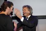 Amsterdam 17 januari 2013
Matthijs v Nieuwkek wordt uitgeroepen voor omroepman van het jaar en krijgt de prijs overhandigd uit handen van John de Mol. Mark Leene
Peter Smulders bv
