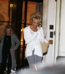 Amsterdam 19 januari 2013
Pamela Anderson verlaat het amstel hotel
Peter Smulders bv