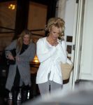 Amsterdam 19 januari 2013
Pamela Anderson verlaat het amstel hotel
Peter Smulders bv