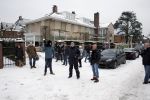 Amsterdam 22 januari 2013
Estelle Cruijff en twee vrienden hebben Badr Hari opgehaald nadat hij vrijgelaten is uit de gevangenis. Bij hun huis stond veel pers te wachten.
Peter Smulders bv