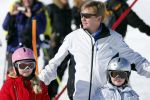 Lech, 18 Februari 2013 Fotoshoot Kon. huis in Lech tijdens de wintersportvakantie met o.a.: Koningin Beatrix, Prins Willem Alexander, Prinses Maxima, Prinses Amalia, Prinses Alexia en Prinses Ariane.
Foto Peter Smulders BV