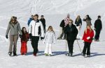 Lech, 18 Februari 2013 Fotoshoot Kon. huis in Lech tijdens de wintersportvakantie met o.a.: Koningin Beatrix, Prins Willem Alexander, Prinses Maxima, Prinses Amalia, Prinses Alexia en Prinses Ariane.
Foto Peter Smulders BV