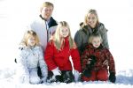 Lech, 18 Februari 2013 Fotoshoot Kon. huis in Lech tijdens de wintersportvakantie met o.a.: Koningin Beatrix, Prins Willem Alexander, Prinses Maxima, Prinses Amalia, Prinses Alexia en Prinses Ariane.
Foto Peter Smulders BV
