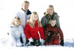 Lech, 18 Februari 2013 Fotoshoot Kon. huis in Lech tijdens de wintersportvakantie met o.a.: Koningin Beatrix, Prins Willem Alexander, Prinses Maxima, Prinses Amalia, Prinses Alexia en Prinses Ariane.
Foto Peter Smulders BV