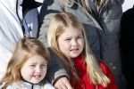 Lech, 18 Februari 2013 Fotoshoot Kon. huis in Lech tijdens de wintersportvakantie met o.a.: Koningin Beatrix, Prins Willem Alexander, Prinses Maxima, Prinses Amalia, Prinses Alexia en Prinses Ariane.
Foto Peter Smulders BV