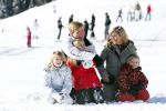 Lech, 18 Februari 2013 Fotoshoot Kon. huis in Lech tijdens de wintersportvakantie met o.a.: Koningin Beatrix, Prins Willem Alexander, Prinses Maxima, Prinses Amalia, Prinses Alexia en Prinses Ariane.
Foto Peter Smulders BV