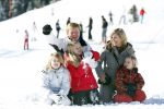 Lech, 18 Februari 2013 Fotoshoot Kon. huis in Lech tijdens de wintersportvakantie met o.a.: Koningin Beatrix, Prins Willem Alexander, Prinses Maxima, Prinses Amalia, Prinses Alexia en Prinses Ariane.
Foto Peter Smulders BV