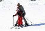 Lech, 18 Februari 2013 Fotoshoot Kon. huis in Lech tijdens de wintersportvakantie met o.a.: Koningin Beatrix, Prins Willem Alexander, Prinses Maxima, Prinses Amalia, Prinses Alexia en Prinses Ariane.
Foto Peter Smulders BV