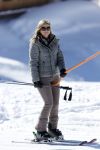 Lech, 18 Februari 2013 Fotoshoot Kon. huis in Lech tijdens de wintersportvakantie met o.a.: Koningin Beatrix, Prins Willem Alexander, Prinses Maxima, Prinses Amalia, Prinses Alexia en Prinses Ariane.
Foto Peter Smulders BV