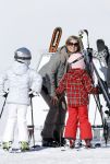 Lech, 18 Februari 2013 Fotoshoot Kon. huis in Lech tijdens de wintersportvakantie met o.a.: Koningin Beatrix, Prins Willem Alexander, Prinses Maxima, Prinses Amalia, Prinses Alexia en Prinses Ariane.
Foto Peter Smulders BV