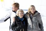 Lech, 18 Februari 2013 Fotoshoot Kon. huis in Lech tijdens de wintersportvakantie met o.a.: Koningin Beatrix, Prins Willem Alexander, Prinses Maxima, Prinses Amalia, Prinses Alexia en Prinses Ariane.
Foto Peter Smulders BV
