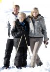 Lech, 18 Februari 2013 Fotoshoot Kon. huis in Lech tijdens de wintersportvakantie met o.a.: Koningin Beatrix, Prins Willem Alexander, Prinses Maxima, Prinses Amalia, Prinses Alexia en Prinses Ariane.
Foto Peter Smulders BV