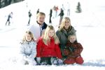 Lech, 18 Februari 2013 Fotoshoot Kon. huis in Lech tijdens de wintersportvakantie met o.a.: Koningin Beatrix, Prins Willem Alexander, Prinses Maxima, Prinses Amalia, Prinses Alexia en Prinses Ariane.
Foto Peter Smulders BV