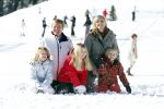 Lech, 18 Februari 2013 Fotoshoot Kon. huis in Lech tijdens de wintersportvakantie met o.a.: Koningin Beatrix, Prins Willem Alexander, Prinses Maxima, Prinses Amalia, Prinses Alexia en Prinses Ariane.
Foto Peter Smulders BV