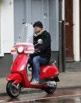 Amsterdam 5 februari 2013
Victor Reinier op zijn vespa scooter.
Peter Smulders bv