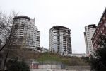 Istanbul 25 januari 2013
In dit Appartementen complex mede ontworpen door Giorgio Armani gaan Wesley Sneijder en zijn vrouw Yolanthe Sneijder cabau in een prachtige penthouse wonen met overzicht over heel Istanbul.
Peter Smulders bv