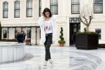 Istanbul 25 januari 2013
Yolanthe Sneijder Cabau samen met haar schoonvader Berrie Sneijder en hondje James in de tuin van het four seasons Hotel in Istanbul.
Peter Smulders bv