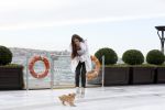 Istanbul 25 januari 2013
Yolanthe Sneijder Cabau samen met haar schoonvader Berrie Sneijder en hondje James in de tuin van het four seasons Hotel in Istanbul.
Peter Smulders bv