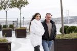 Istanbul 25 januari 2013
Yolanthe Sneijder Cabau samen met haar schoonvader Berrie Sneijder en hondje James in de tuin van het four seasons Hotel in Istanbul.
Peter Smulders bv