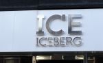 Amsterdam 2 februari 2013
Diverse winkels op de pc hooftstraat. iceberg
Peter Smulders bv