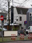 Aalsmeer 17 januari 2014
Bonnie st Claire met haar hondjes bij haar huis.