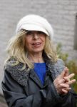 Aalsmeer 17 januari 2014
Bonnie st Claire met haar hondjes bij haar huis.