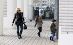 Amsterdam 11 januari 2014
Connie Breukhoven gaat winkelen met haar kleinkinderen in het gelderlandplein waar een half uur later een schietpartij plaats zou vinden.