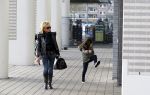 Amsterdam 11 januari 2014
Connie Breukhoven gaat winkelen met haar kleinkinderen in het gelderlandplein waar een half uur later een schietpartij plaats zou vinden.