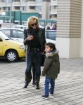 Amsterdam 11 januari 2014
Connie Breukhoven gaat winkelen met haar kleinkinderen in het gelderlandplein waar een half uur later een schietpartij plaats zou vinden.