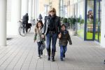 Amsterdam 11 januari 2014
Connie Breukhoven gaat winkelen met haar kleinkinderen in het gelderlandplein waar een half uur later een schietpartij plaats zou vinden.